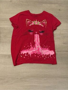 The Children's Place Red Short Sleeve Tee with Pink Cat Pour and Gold Crown